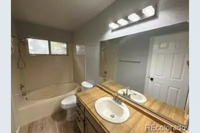 711 S Granby Circle, Aurora, CO 80012 - Photo 9