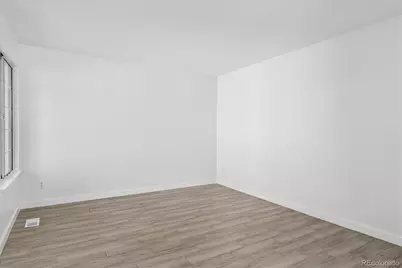 529 Chiswick Circle, Highlands Ranch, CO 80126 - Photo 5