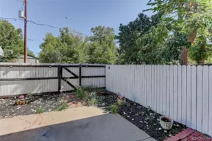 956 S Iola St, Aurora, CO 80012 - Photo 23