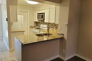 1228 S Idalia St, Aurora, CO 80017 - Photo 9