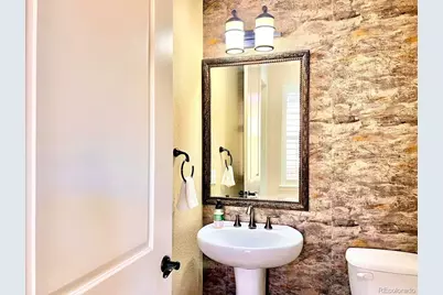 10615 Montecito Drive, Lone Tree, CO 80124 - Photo 11