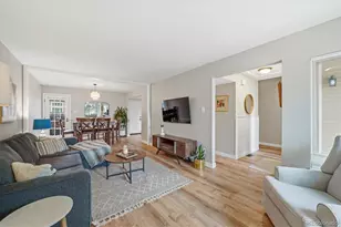 1807 S Deframe St, Lakewood, CO 80228 - Photo 3