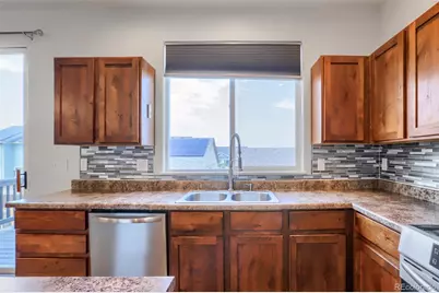 929 W Independent Avenue, La Salle, CO 80645 - Photo 9