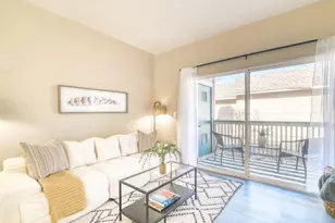 8438 Thunder Ridge Way, Highlands Ranch, CO 80126 - Photo 3
