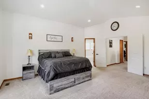 2350 E Nichols Pl, Centennial, CO 80122 - Photo 13
