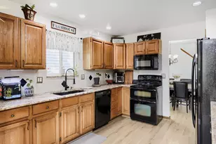 2350 E Nichols Pl, Centennial, CO 80122 - Photo 9