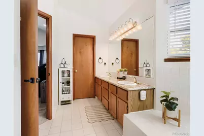 2350 E Nichols Place, Centennial, CO 80122 - Photo 15
