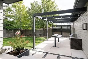 8586 E 51st Ave, Denver, CO 80238 - Photo 39
