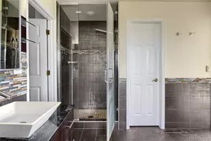 5704 S Genoa Ct, Aurora, CO 80015 - Photo 17