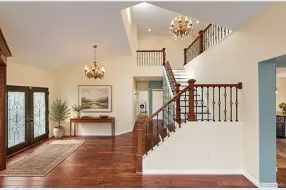 5704 S Genoa Court, Aurora, CO 80015 - Photo 3