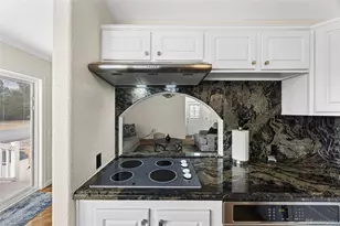 2218 S Iola St, Aurora, CO 80014 - Photo 17