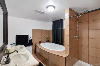 2725 S Grove Street, Denver, CO 80236 - Photo 15