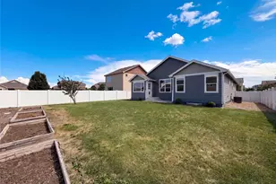 1542 Water Vista Ln, Windsor, CO 80550 - Photo 5