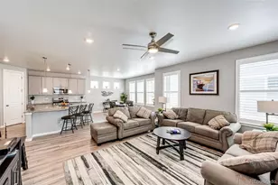 8424 Bijou Crk Ave, Littleton, CO 80125 - Photo 9