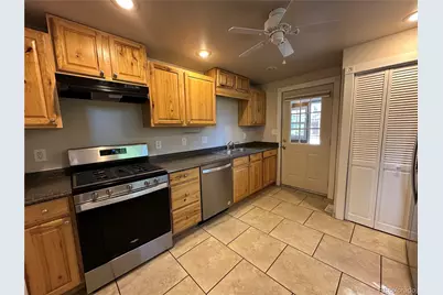 1914 E Monument Street, Colorado Springs, CO 80909 - Photo 25