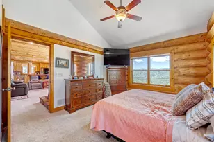 13035 Deer Ridge Way, Larkspur, CO 80118 - Photo 9