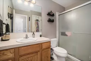 2833 W E St, Greeley, CO 80631 - Photo 9