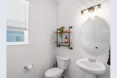 24601 E 37th Avenue, Aurora, CO 80019 - Photo 7