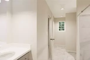 22382 E 39th Ave, Aurora, CO 80019 - Photo 13