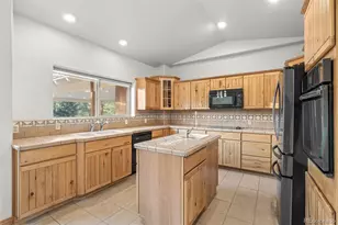 12868 Cottonwood Rd, Littleton, CO 80127 - Photo 11