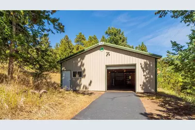 8938 Hillview Road, Morrison, CO 80465 - Photo 41