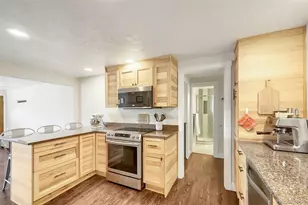 1039 Sunset St, Longmont, CO 80501 - Photo 11