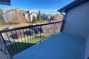 2575 S Syracuse Way, Denver, CO 80231 - Photo 5