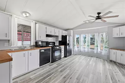 205 N Murray Boulevard, Colorado Springs, CO 80916 - Photo 7