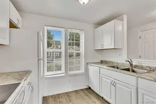1514 S Ouray Cir, Aurora, CO 80017 - Photo 5