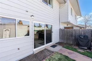 1233 S Troy St, Aurora, CO 80012 - Photo 29