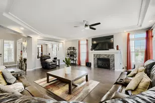 4964 Malaya St, Denver, CO 80249 - Photo 5