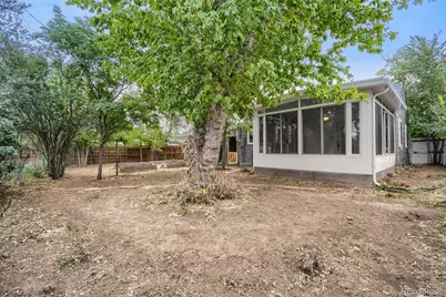 755 Newark Street, Aurora, CO 80010 - Photo 31