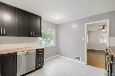 755 Newark Street, Aurora, CO 80010 - Photo 15