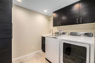 2989 E Cresthill Ave, Centennial, CO 80121 - Photo 21