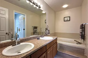 1089 Riddlewood Ln, Highlands Ranch, CO 80129 - Photo 17