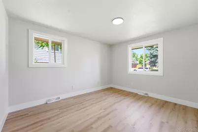 2126 S Yarrow Street, Lakewood, CO 80227 - Photo 19