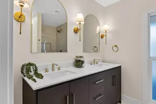 3548 S Hillcrest Dr, Denver, CO 80237 - Photo 19