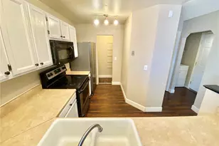 17910 E Cornell Dr, Aurora, CO 80013 - Photo 5