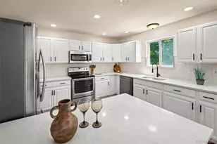 1464 Cherrywood Way, Longmont, CO 80504 - Photo 3