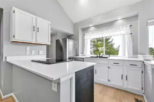 365 Autumn Ridge Cir, Colorado Springs, CO 80906 - Photo 9