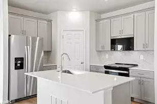 2163 E 164th Ave, Thornton, CO 80602 - Photo 11