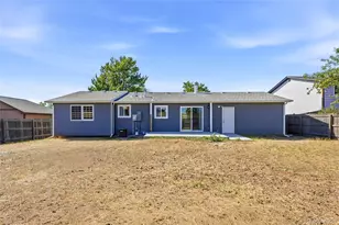 18030 E Oxford Dr, Aurora, CO 80013 - Photo 17