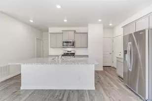 28253 E 4th Pl, Watkins, CO 80137 - Photo 9