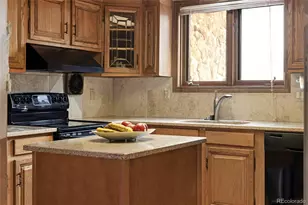 9101 Eastridge Rd, Golden, CO 80403 - Photo 11