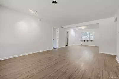 716 Scranton Court, Aurora, CO 80011 - Photo 5