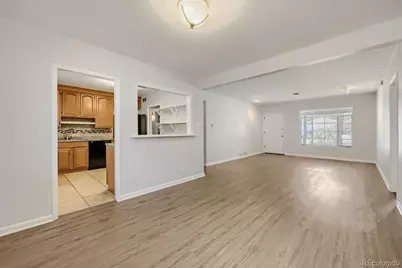 716 Scranton Court, Aurora, CO 80011 - Photo 11