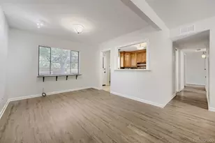 716 Scranton Ct, Aurora, CO 80011 - Photo 9