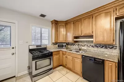 716 Scranton Court, Aurora, CO 80011 - Photo 15