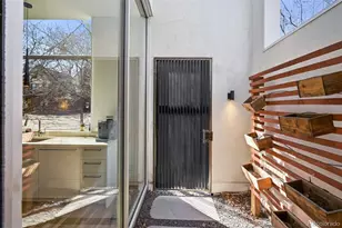 2516 N Clarkson St, Denver, CO 80205 - Photo 3