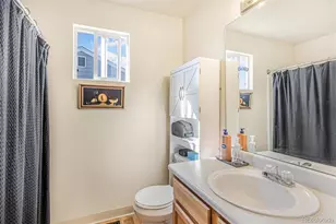 4887 Duluth Ct, Denver, CO 80239 - Photo 29